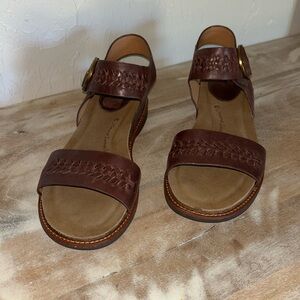 Soffit Leather Bali Woven Sandals